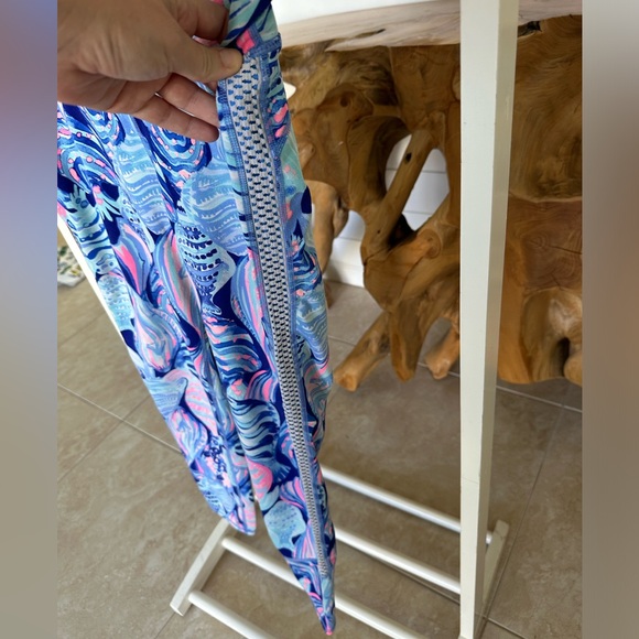 Lilly Pulitzer leggings medium - Picture 2 of 5